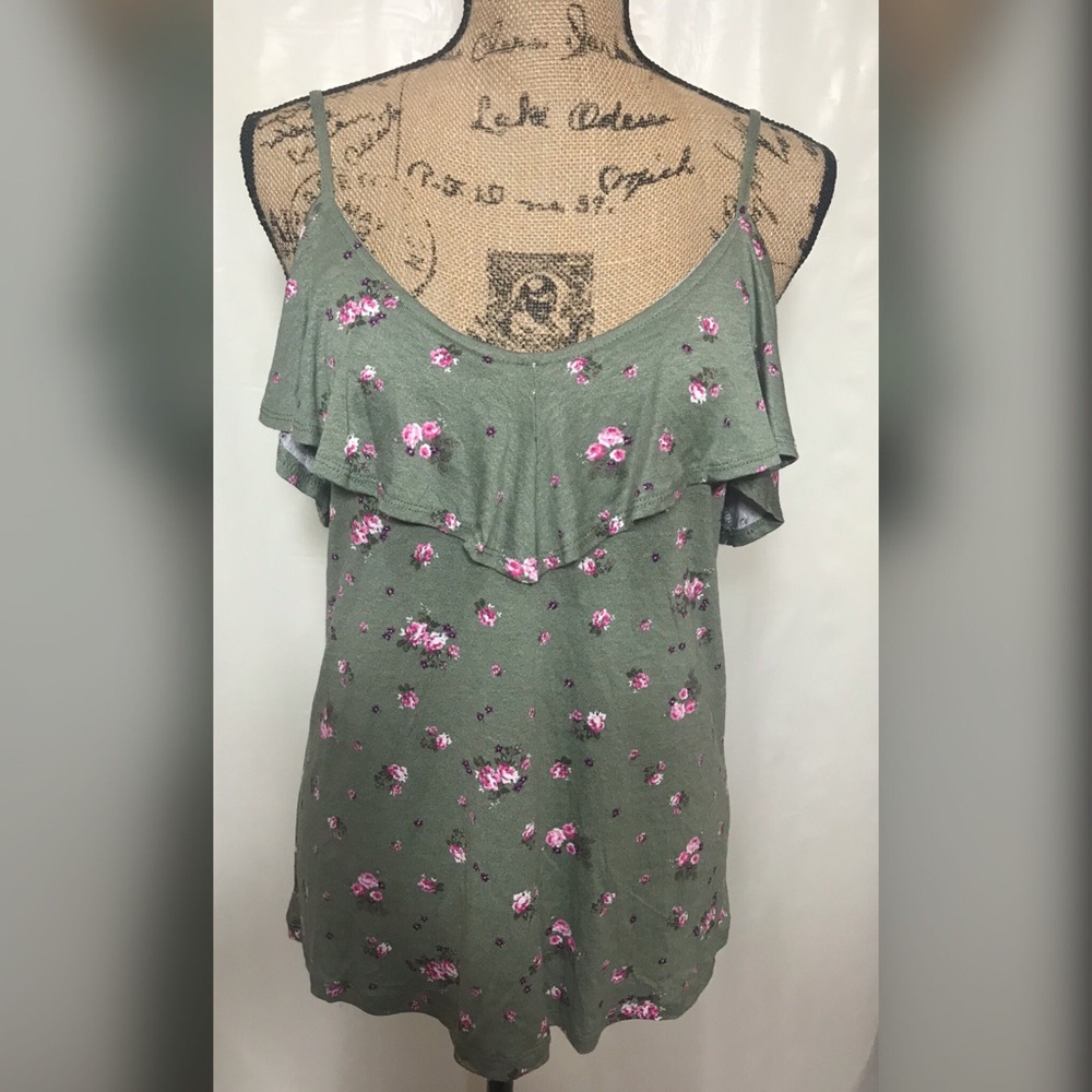 Cute flower spaghetti strap blouse